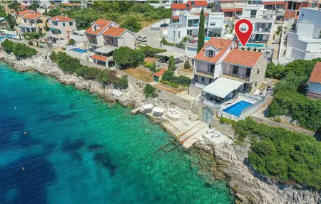 Location Maison à Razanj 8 personnes