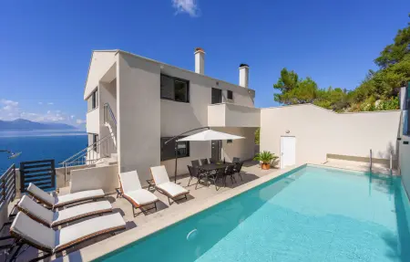 Location Maison à Blace 8 personnes