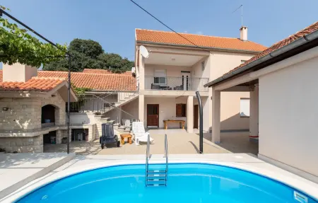 Location Maison à Krusevo 6 personnes