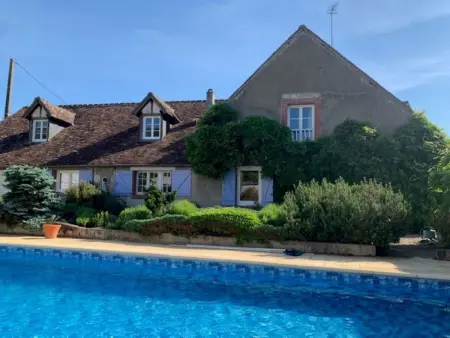 Location Maison à Saint Denis Sur Loire 6 personnes