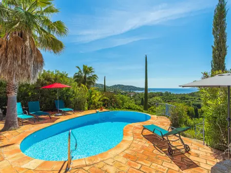 Location Villa à Le Lavandou 6 personnes