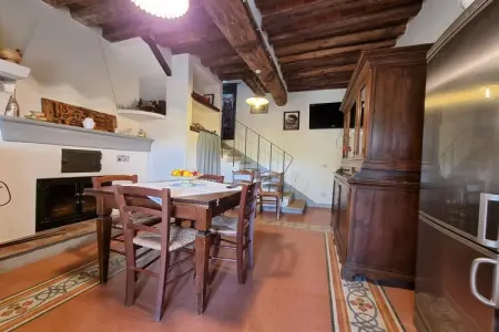 Location Maison à Orbicciano Camaiore LU 8 personnes