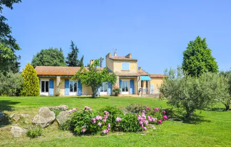 Location Maison à Lançon Provence 8 personnes