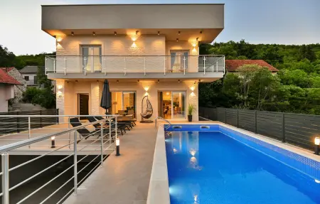 Location Maison à Glavina Donja 10 personnes