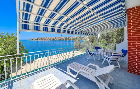 Location Maison à Okrug Gornji 7 personnes