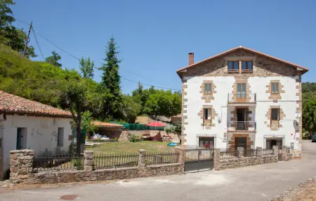 Location Maison à Bárcena de Ebro 8 personnes