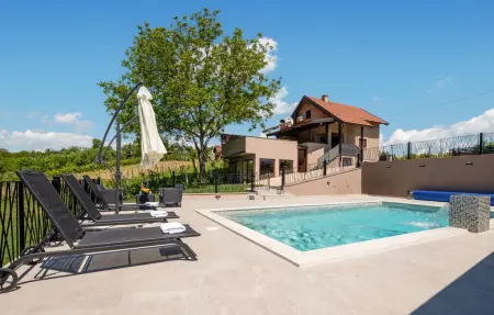 Location Maison à Kobasicari 6 personnes