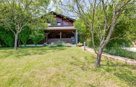 Location Maison à Banscica 8 personnes