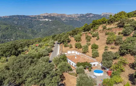 Location Maison à Jubrique 8 personnes