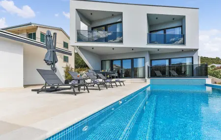 Location Maison à Marina 10 personnes