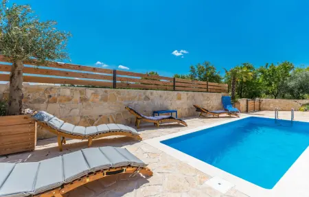 Location Maison à Drage 14 personnes