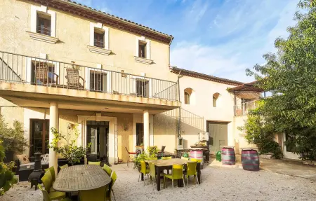 Location Maison à Montblanc 8 personnes