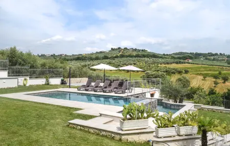Location Maison à Poggio Nativo 7 personnes