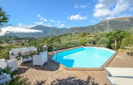 Location Maison à Camaiore 8 personnes