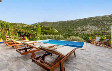 Location Maison à Svinisce 7 personnes