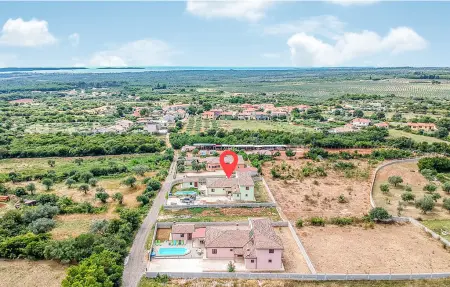 Location Maison à Galizana 10 personnes