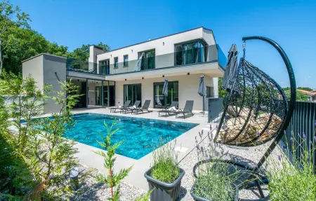 Location Maison à Nedescina 8 personnes