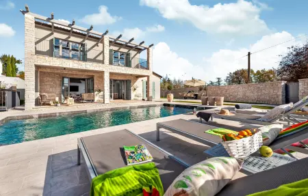 Location Maison à Matuhanci 8 personnes