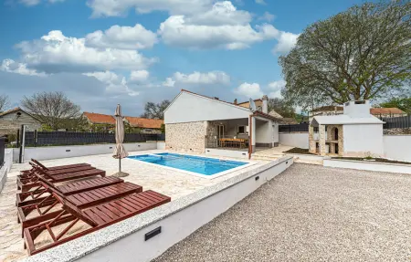 Location Maison à Lecevica 6 personnes