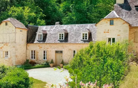 Location Maison à Sarrazac 6 personnes