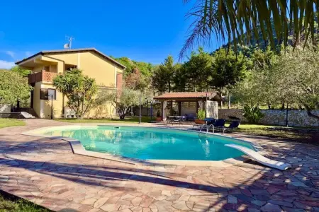Location Maison à Francavilla di Sicilia 4 personnes