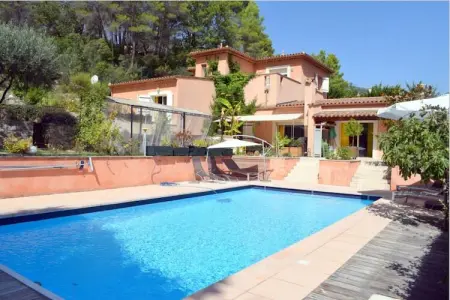 Location Maison à Seillans 10 personnes