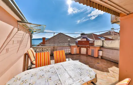 Location Maison à Seget Donji 7 personnes