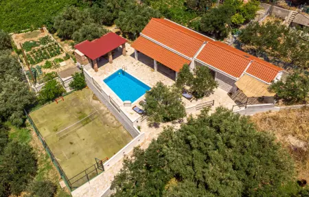 Location Maison à Zrnovnica 5 personnes