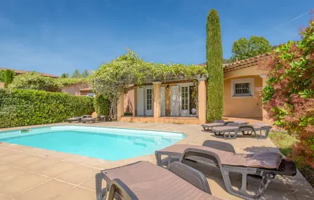 Location Maison à Callian 8 personnes