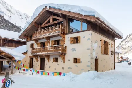Location Chalet à Champagny en Vanoise 44 personnes