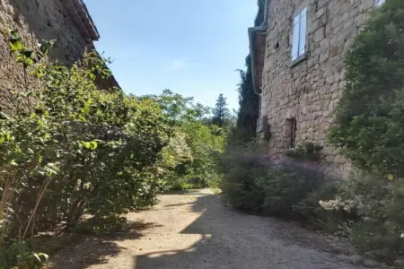 Location Maison à Saint Genest de Beauzon 6 personnes
