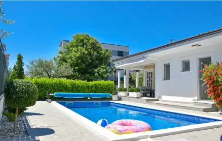 Location Maison à Kastela Novi 4 personnes