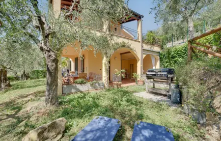 Location Maison à Diano Calderina 6 personnes