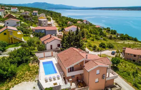 Location Maison à Maslenica 8 personnes