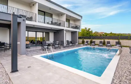 Location Maison à Gornji Kraljevec 10 personnes