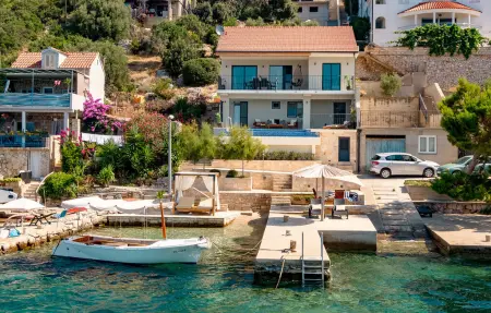 Location Maison à Blato 6 personnes