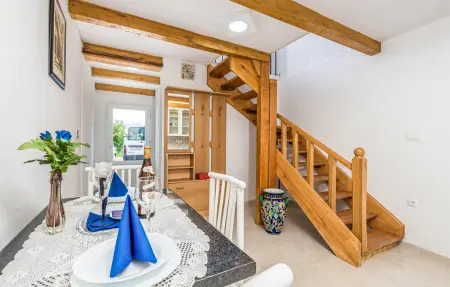 Location Maison à Jurdani 2 personnes