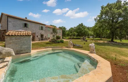 Location Maison à Buje 2 personnes