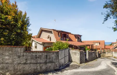 Location Maison à Gizzeria 5 personnes