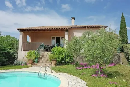 Location Villa à St. Laurent de Carnols 4 personnes