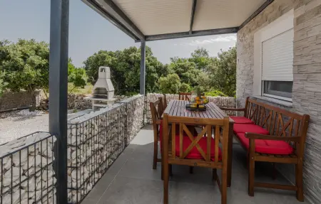 Location Maison à Vir 6 personnes