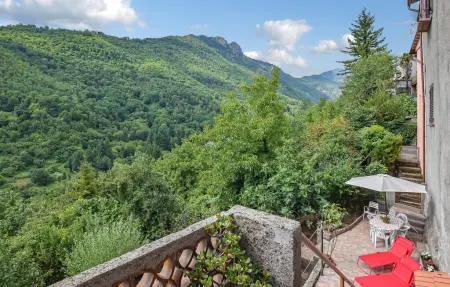 Location Maison à Limano 7 personnes