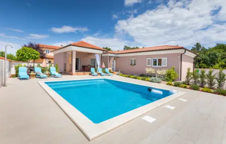 Location Maison à Pula 8 personnes