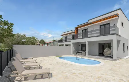 Location Maison à Labin 8 personnes