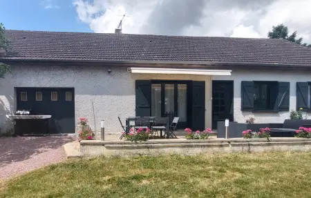 Location Maison à Herry 6 personnes