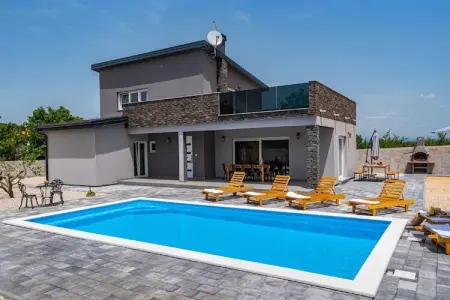 Location Villa à Stankovci 8 personnes