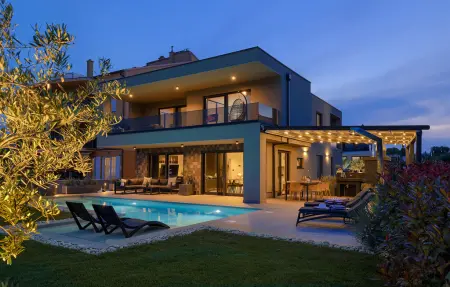 Location Maison à Pomer 8 personnes