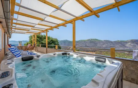 Location Maison à Grebastica 4 personnes