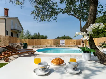 Location Maison à Sv. Filip i Jakov 4 personnes