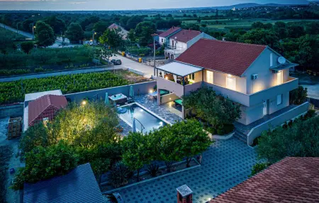 Location Maison à Polaca 9 personnes